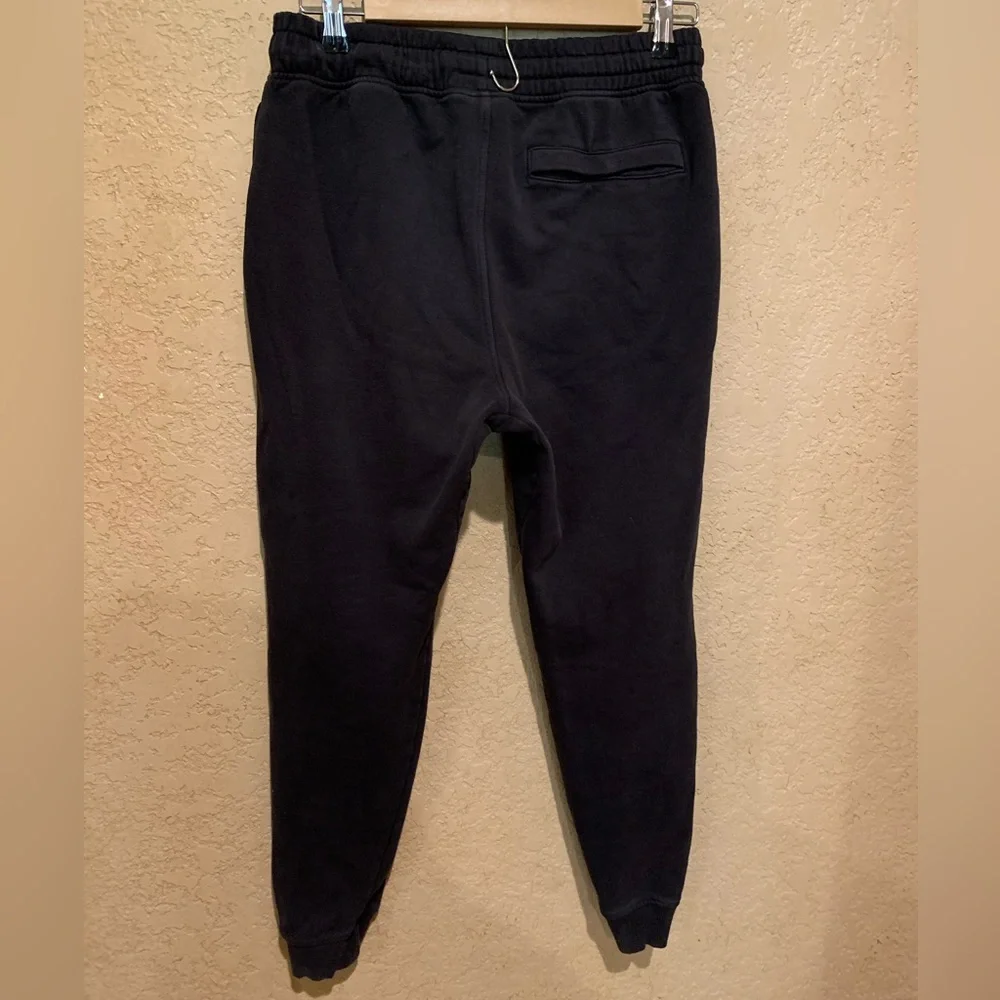 Gymshark Black Training Jogger Sweatpant - Picture 2 of 6